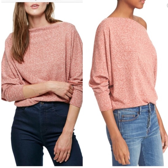 Free People Sweaters - NWOT Free People off the shoulder sweater. Medium